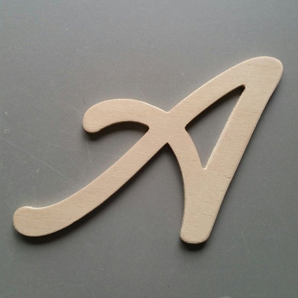 Lettre en bois modèle COOL