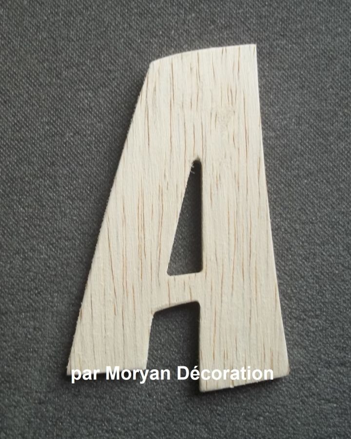 Lettre bois modèle CARTOON