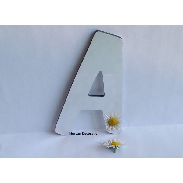 Lettre miroir murale decorative DOM CASUAL