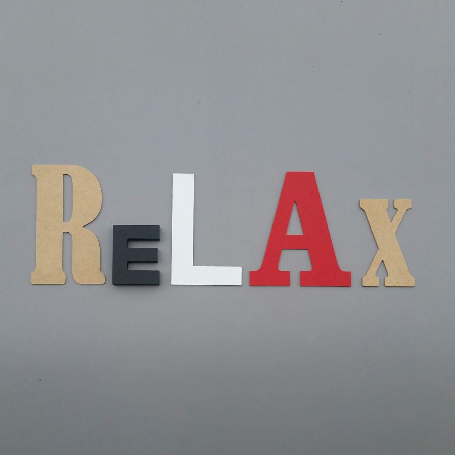 Lettre decorative murale RELAX